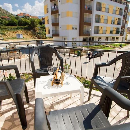Belane Apartments Tivat Exteriér fotografie