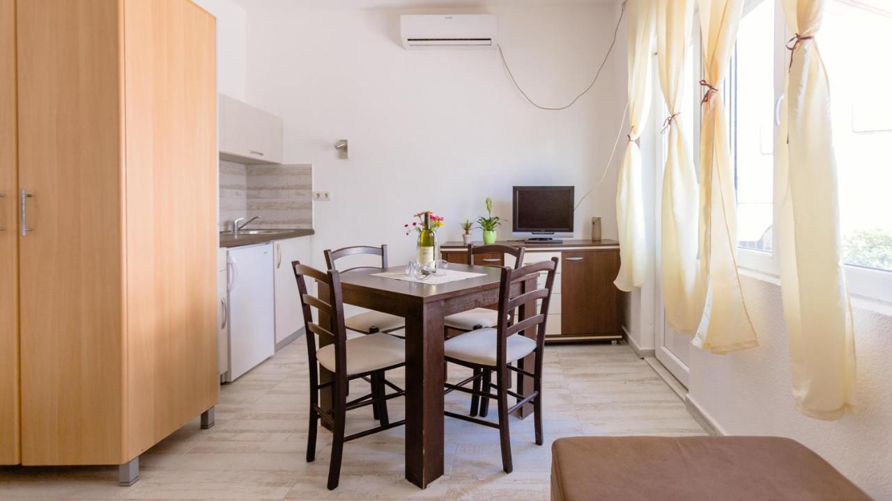 Belane Apartments Tivat Exteriér fotografie